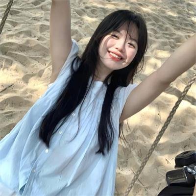 隔壁怪兽 海报